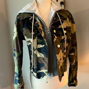 Veronica Beard Denim Camo jacket w/Hoodie Dickey included!